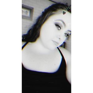 Meet your Posher, Carrie